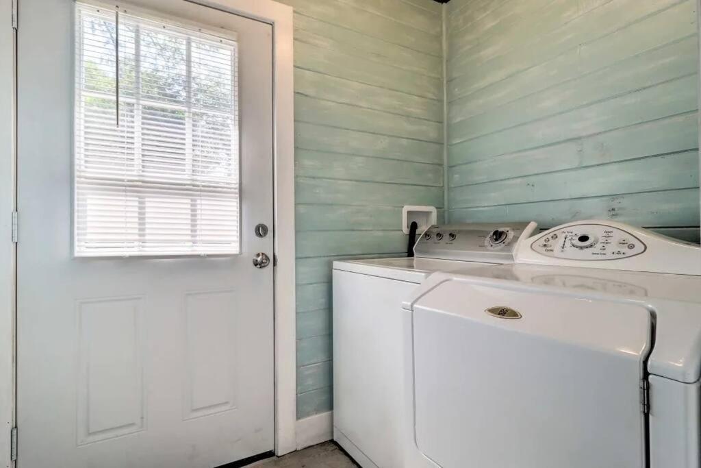Pool Home Sleeps 6 With Large Fenced Yard Jacksonville Buitenkant foto
