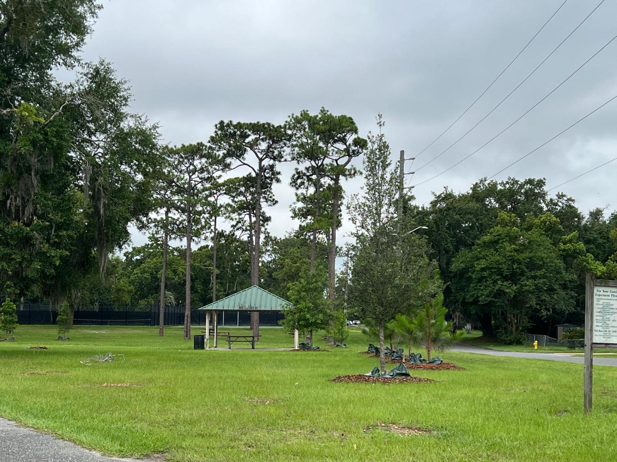Pool Home Sleeps 6 With Large Fenced Yard Jacksonville Buitenkant foto